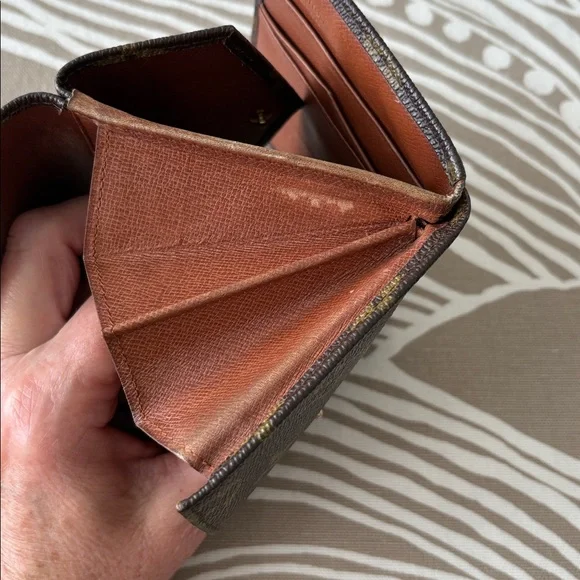 LOUIS VUITTON Monogram Elise wallet vintage - Picture 9 of 14